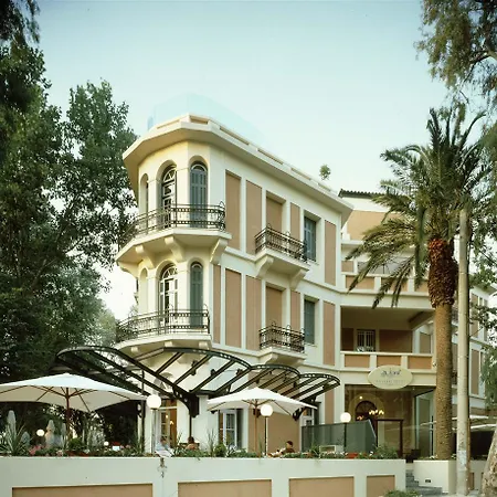 The Kefalari Hotell 4*